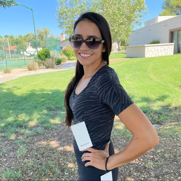 Lululemon Nulu Cropped Slim Yoga - Picture 9 of 11